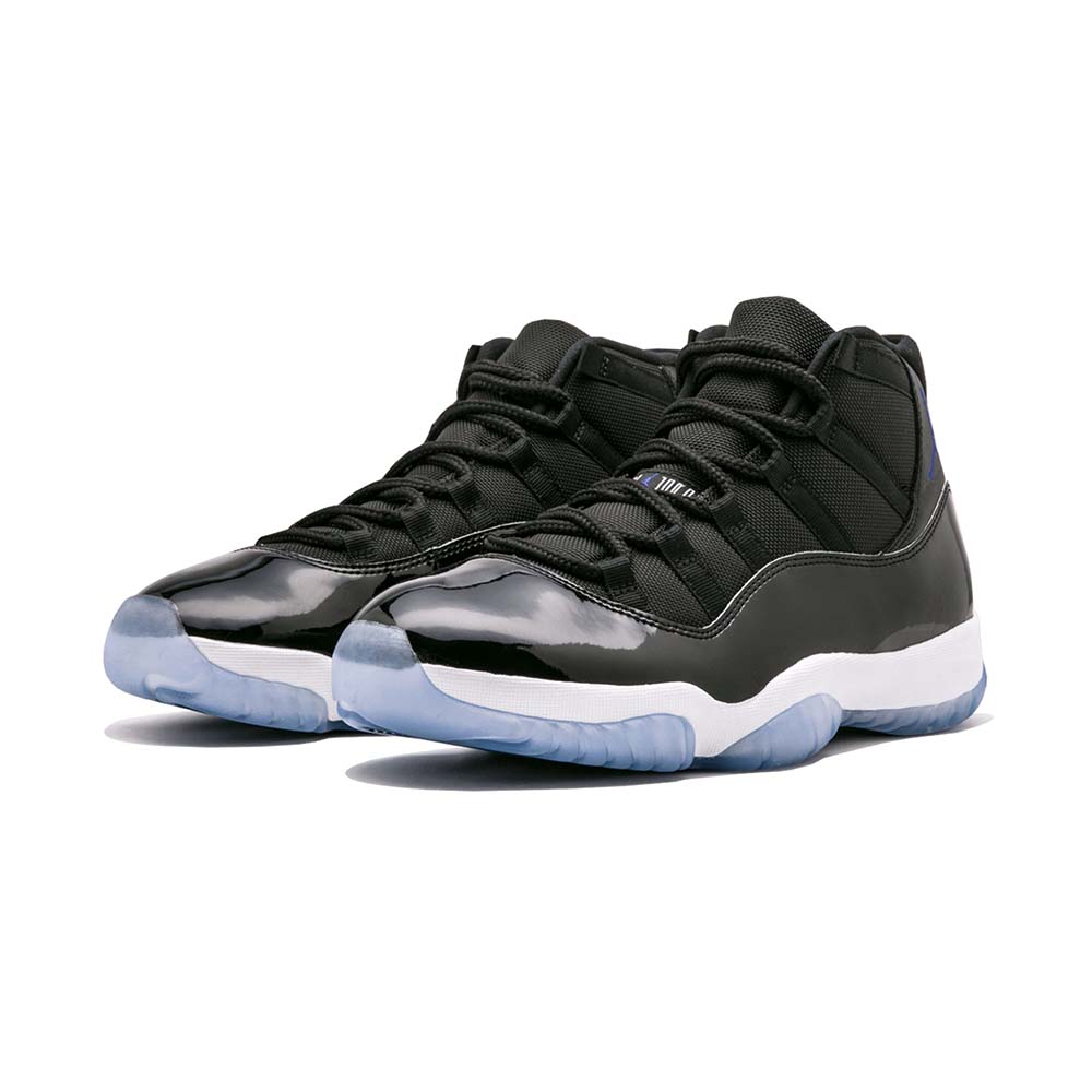 Air_Jordan_11_Retro_Space_Jam_2016_378037_003_01