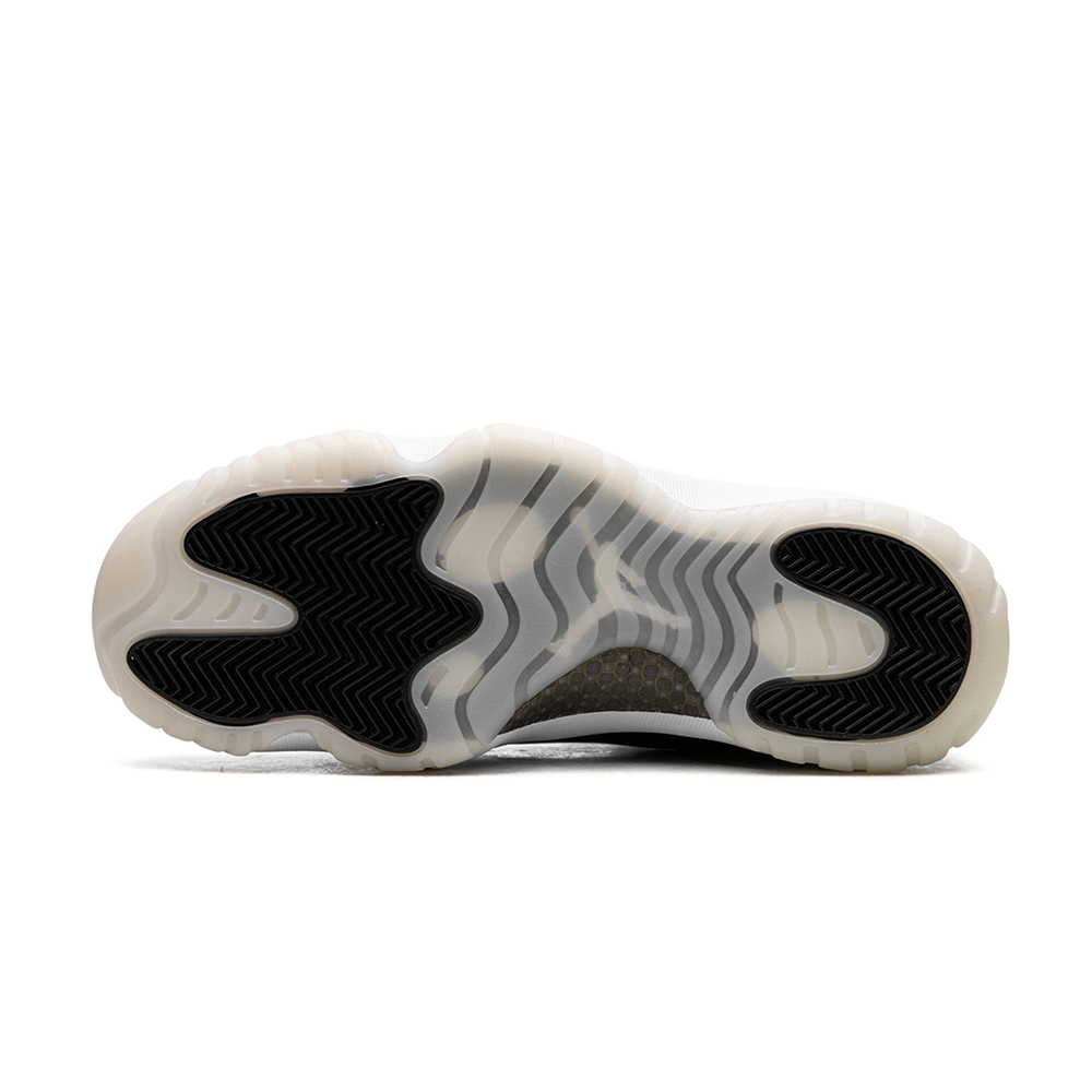 Nike_AIR_JORDAN_11_Gratitude_CT8012_170_04
