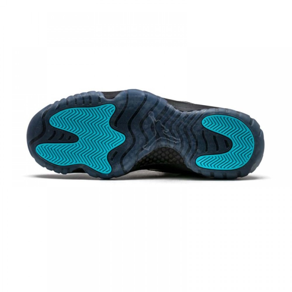 Nike_AIR_JORDAN_11_RETRO_GAMMA_BLUE_378037_006_04