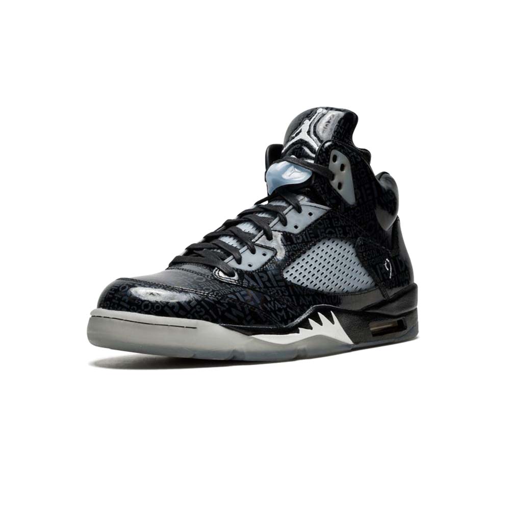 Nike_AIR_JORDAN_5_RETRO_Doernbecher_633068_010_03