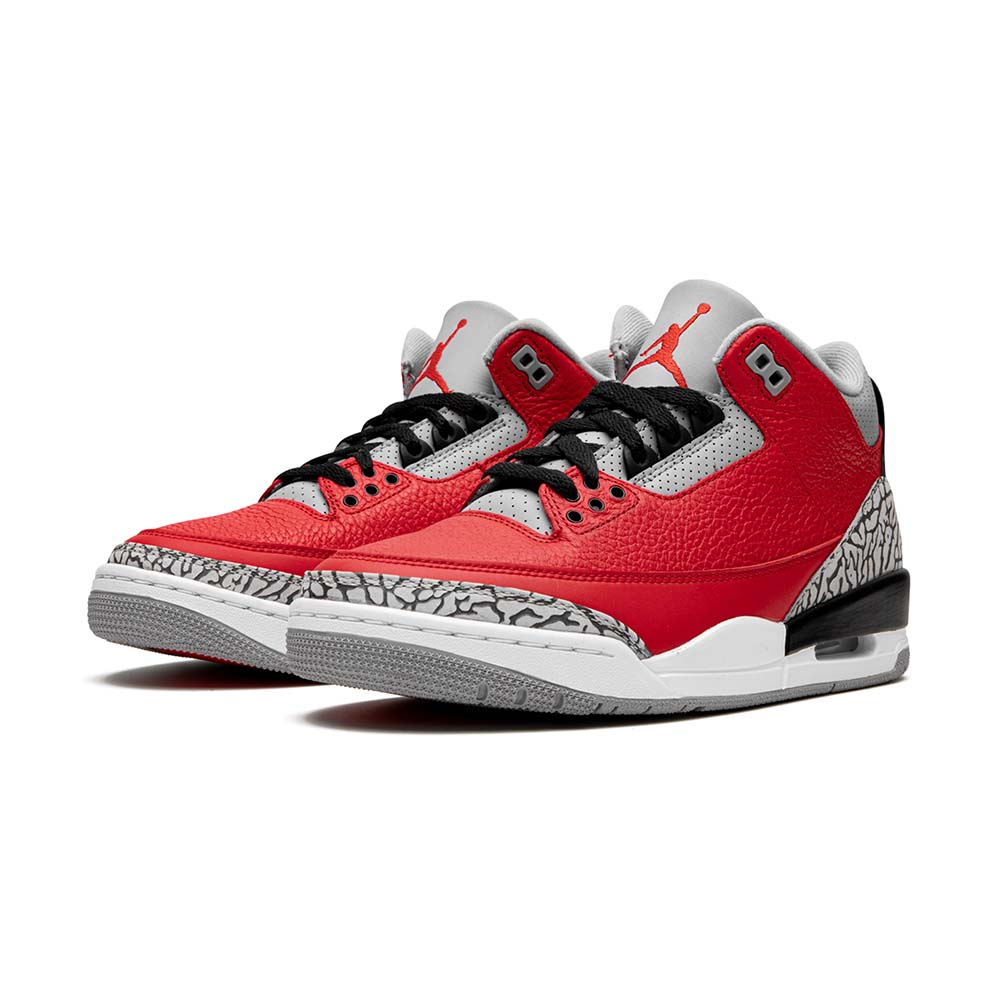 Nike_JORDAN_AIR_JORDAN_3_RETRO_RED_CEMENT_UNITE_CK5692_600_01