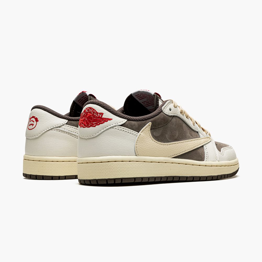 Travis_Scott_DM7866_162_02