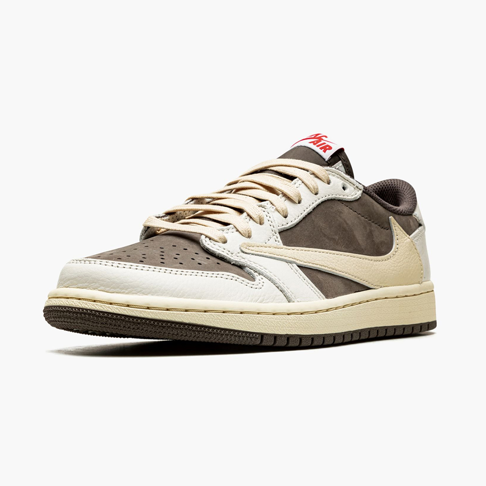 Travis_Scott_DM7866_162_03