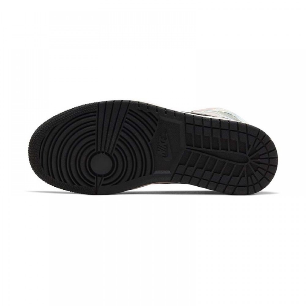 Nike_AIR_JORDAN_1_MID_W_IRIDESCENT_BQ6472_602_04