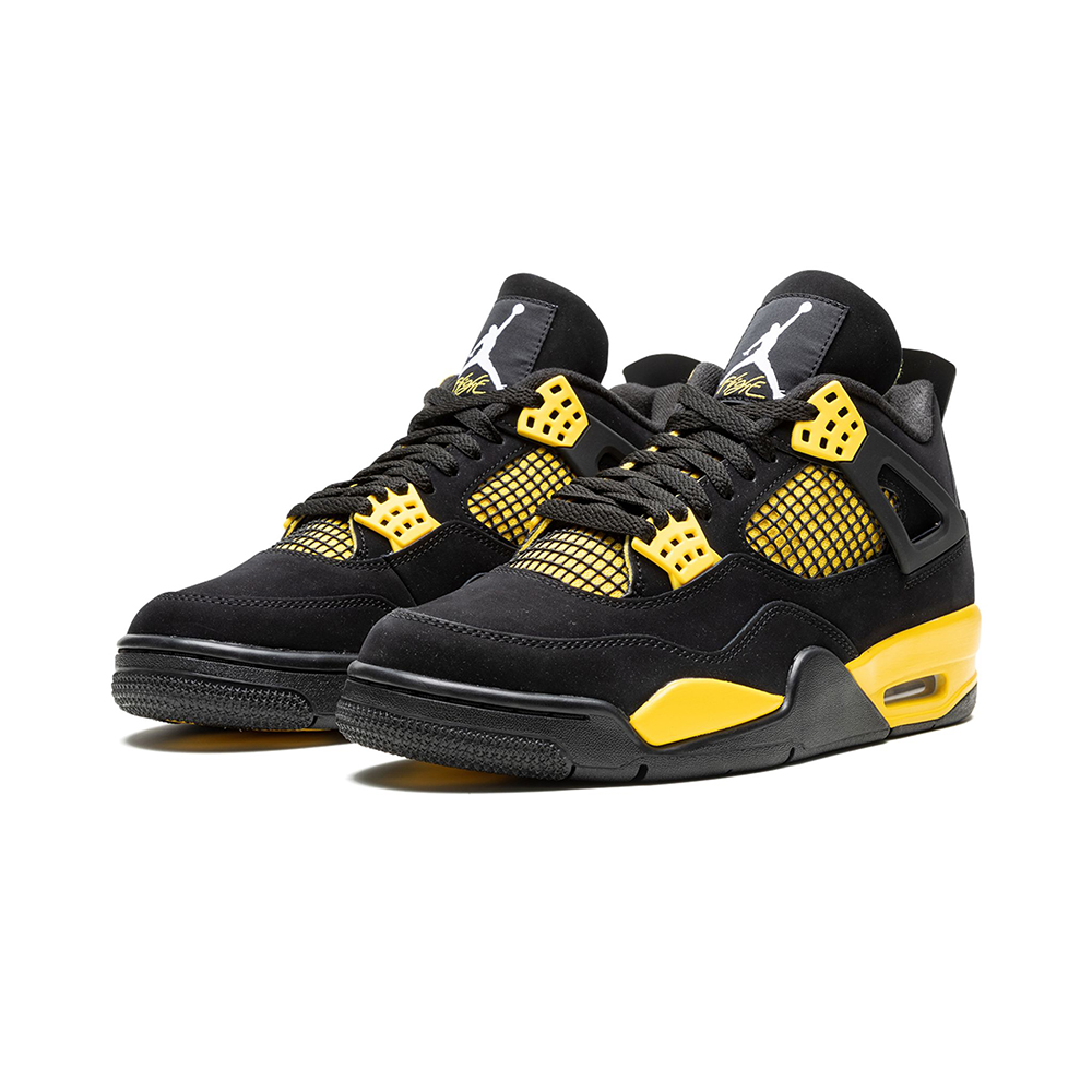 Nike_AIR_JORDAN_4_RETRO_Thunder_2023_DH6927_017_01
