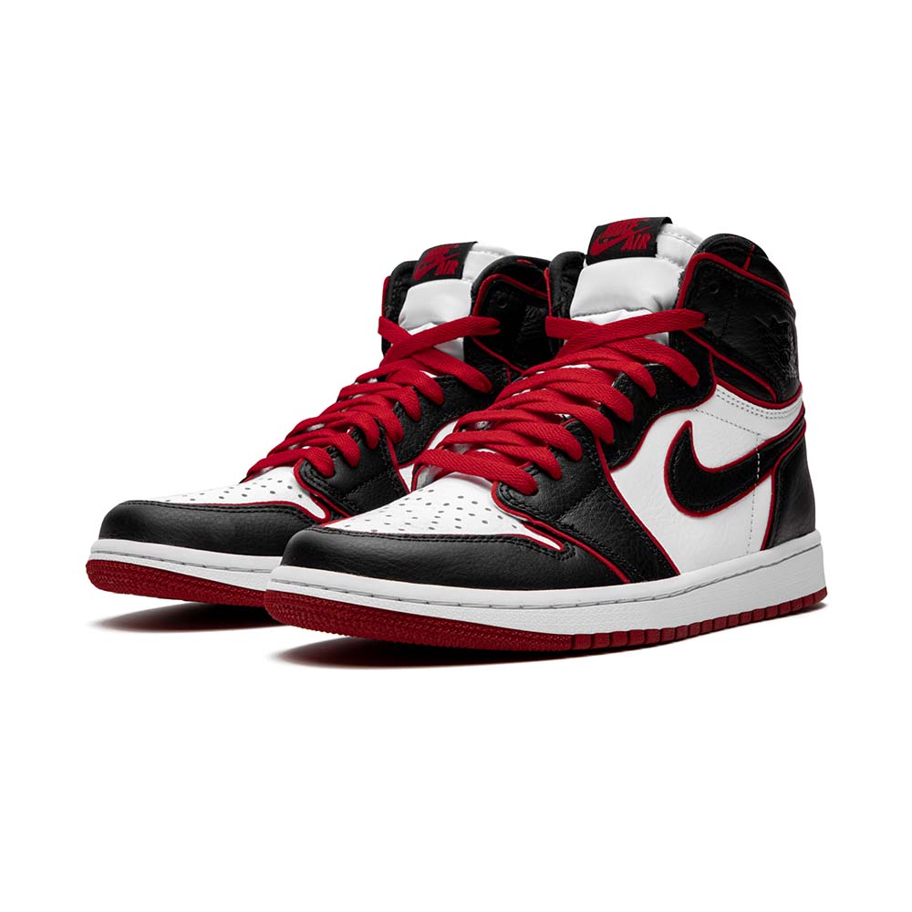 Nike_Air_Jordan_1_High_OG_Bloodline_Meant_To_Fly_555088_062_01