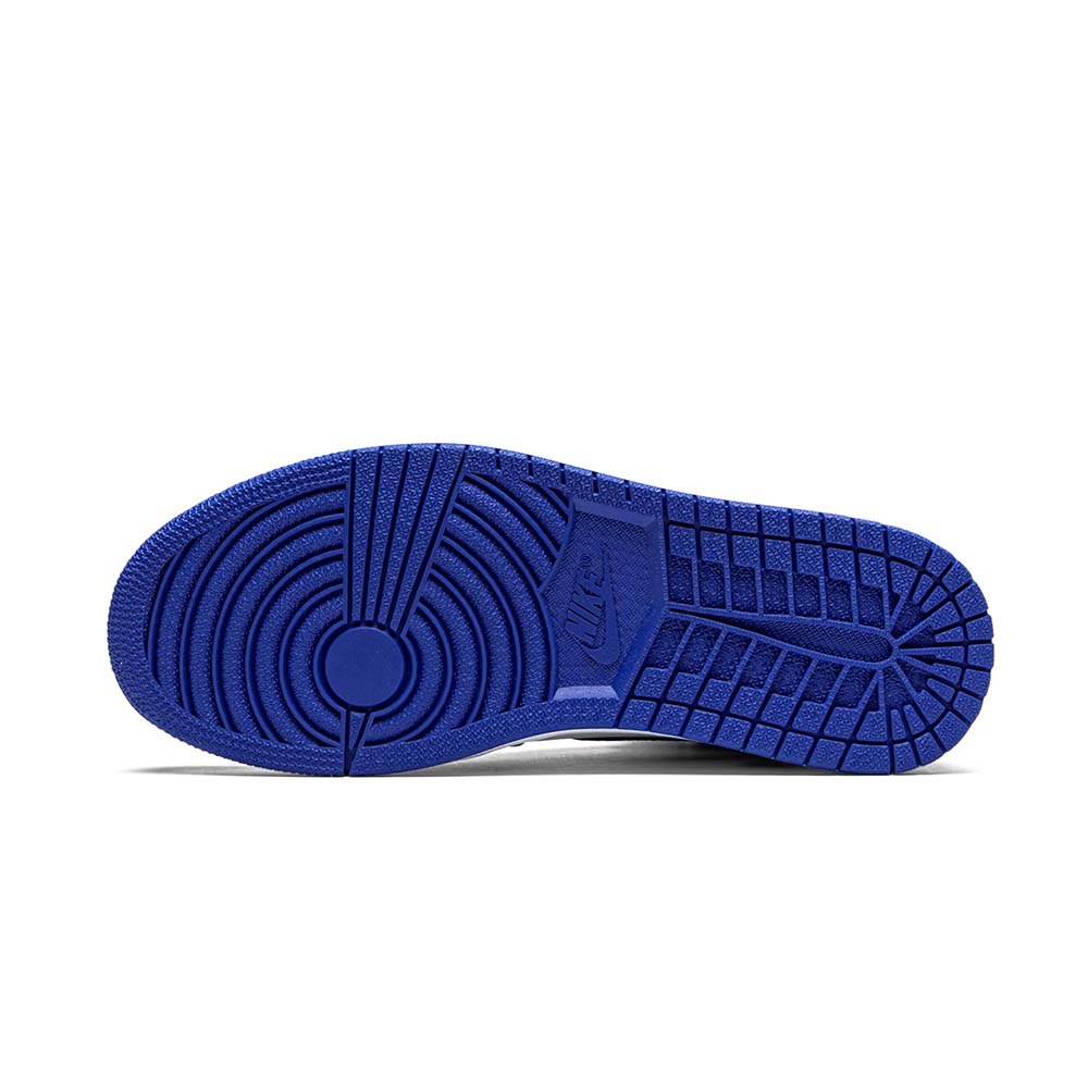 Nike_Air_Jordan_1_Retro_High_OG_Royal_Toe_555088_041_04