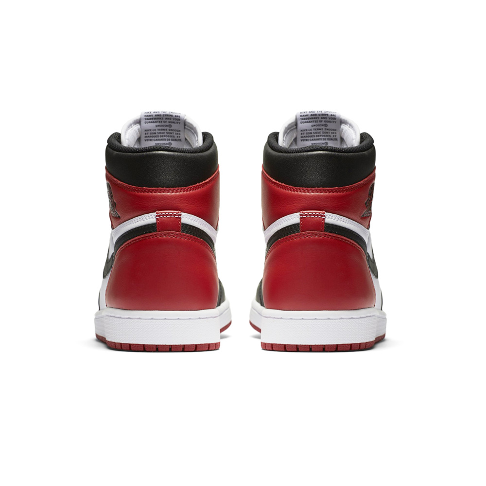 Nike_Jordan_Air_Jordan_1_Retro_High_OG_Black_Toe_555088_125_02