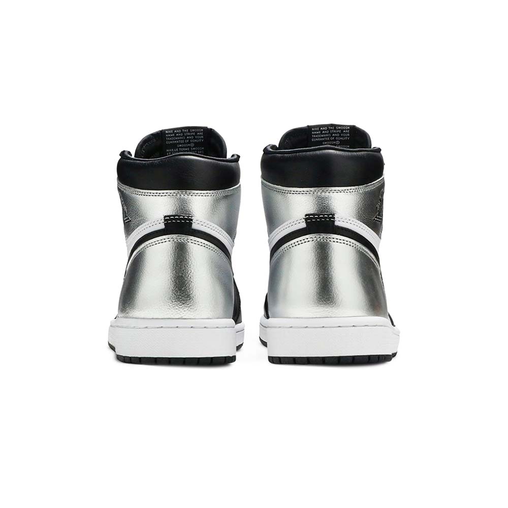 Nike_Wmns_Air_Jordan_1_Retro_High_OG_Silver_Toe_CD0461_001_03