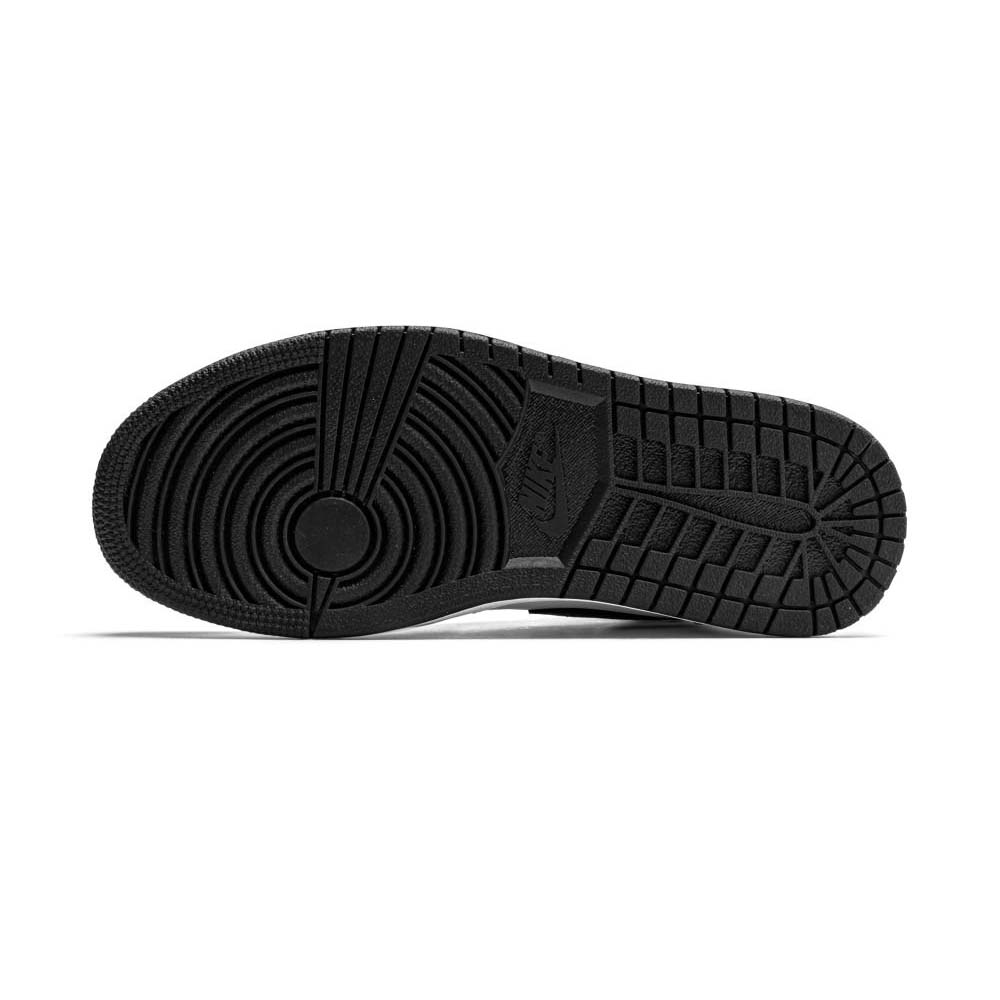 Nike_Wmns_Air_Jordan_1_Retro_High_OG_Silver_Toe_CD0461_001_04